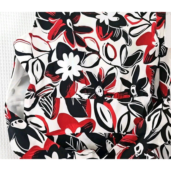 JULIAN TAYLOR ~Woman Size 12~ Black/Red Sleeveless Empire Waist Dress Belted. - Picture 6 of 9